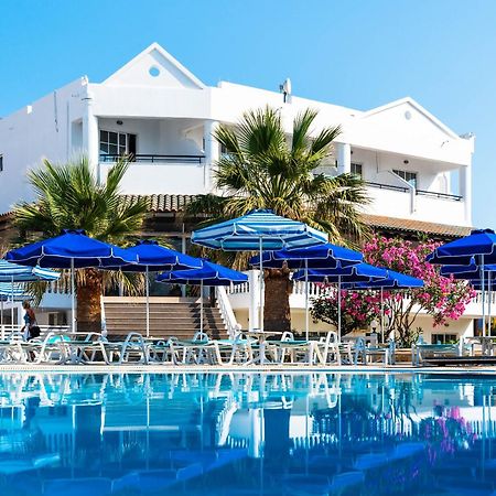 Elvita Beach Hotel คิโอตาริ ภายนอก รูปภาพ